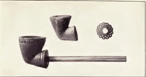 Pipes made by Ahojeobe; small silver ornament