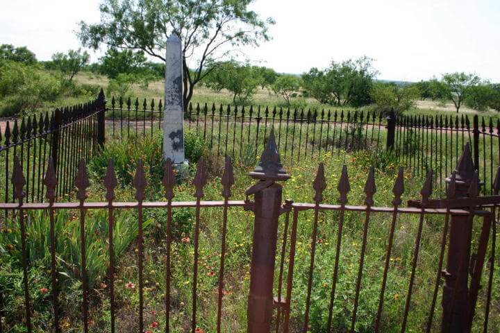 Kirkland Grave, Jones County, Texas