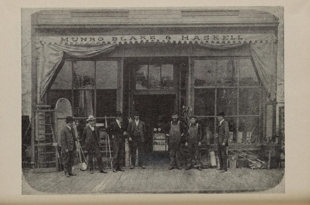 History of Ferndale and Ten Mile Townships, Washington 2 Munro Blake & Haskell