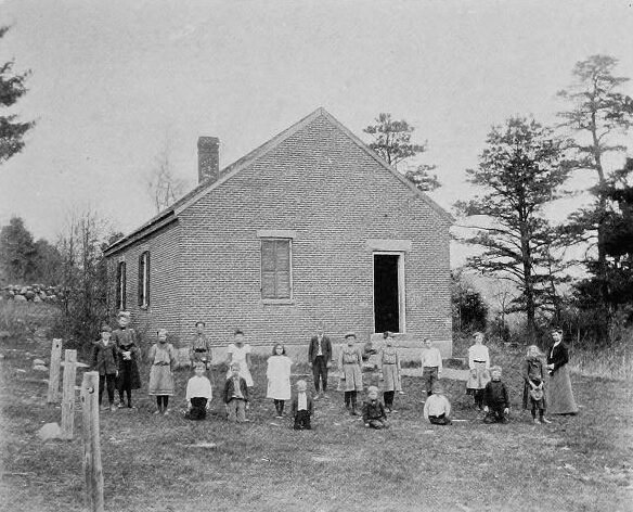 History of Bedford, New Hampshire 18 Schoolhouse District 2 in Bedford NH