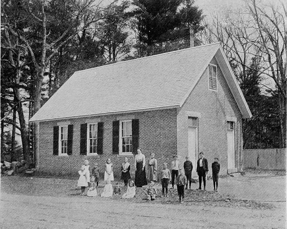 History of Bedford, New Hampshire 16 Schoolhouse District 4 in Bedford NH